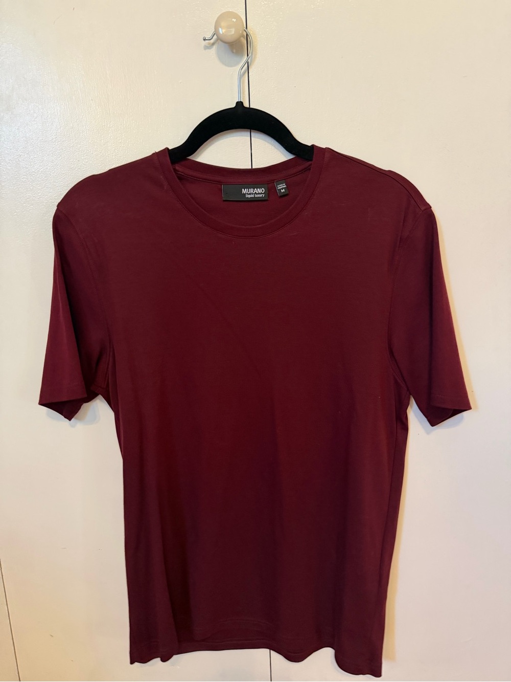 Murano Men's Short-Sleeve Crew Tee in Burgundy